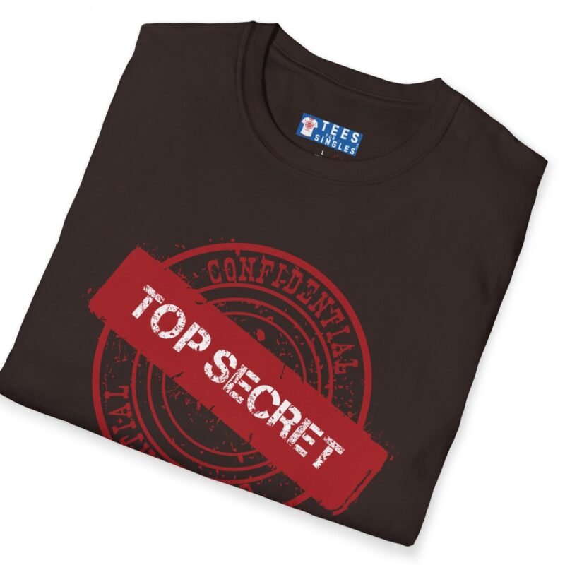 Confidential Top Secret “I Don’t Kiss And Tell” Tee 😉💖 by Tees For Singles