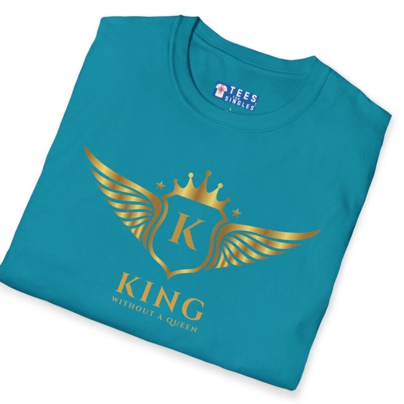 King Without A Queen (Find Your Queen) T-Shirt 👑 Tee by Tees For Singles