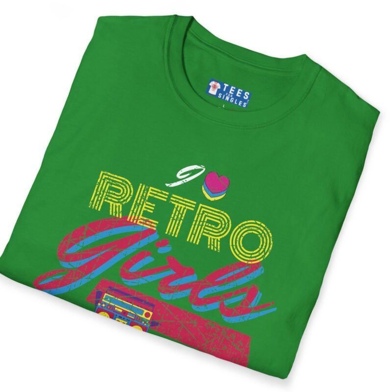 I ❤️ Retro Girls Lightweight Tee – Bold 80s Vintage Style Shirt for Fun Conversations 🎯💖 by Tees For Singles
