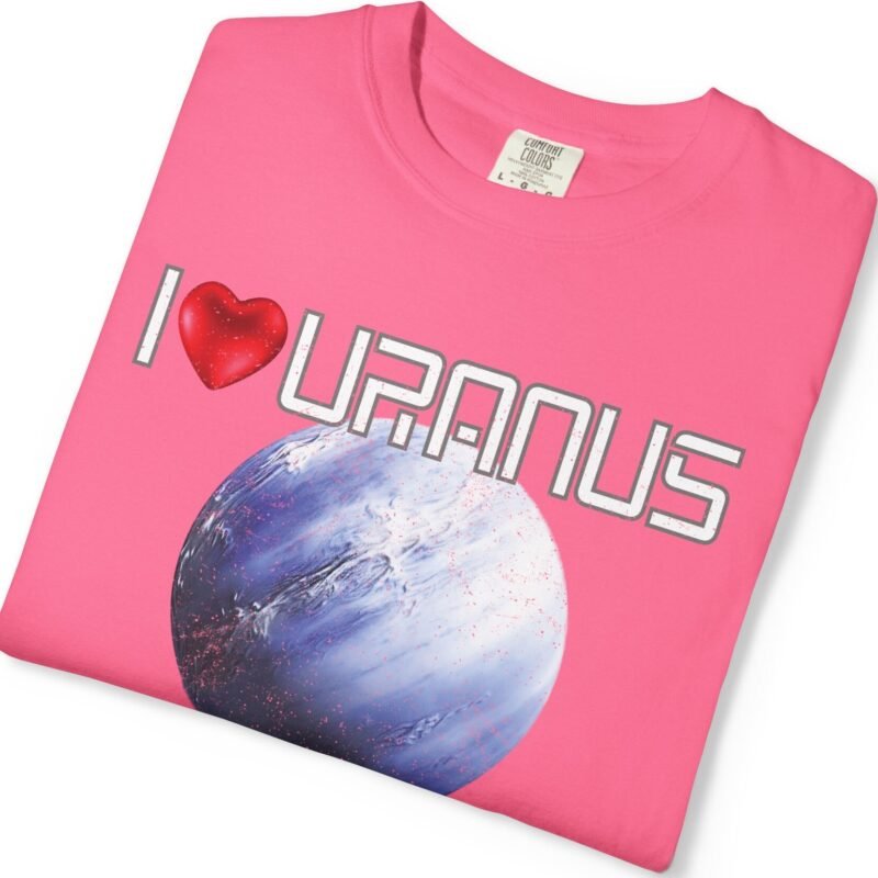I LOVE URANUS 😁😹🚀😂 Funny Unisex T-Shirt – Vintage Distressed Look & Feel by Tees For Singles