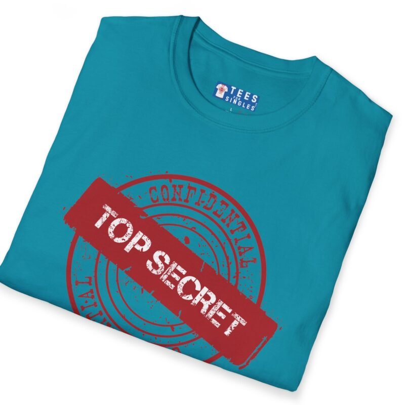Confidential Top Secret “I Don’t Kiss And Tell” Tee 😉💖 by Tees For Singles
