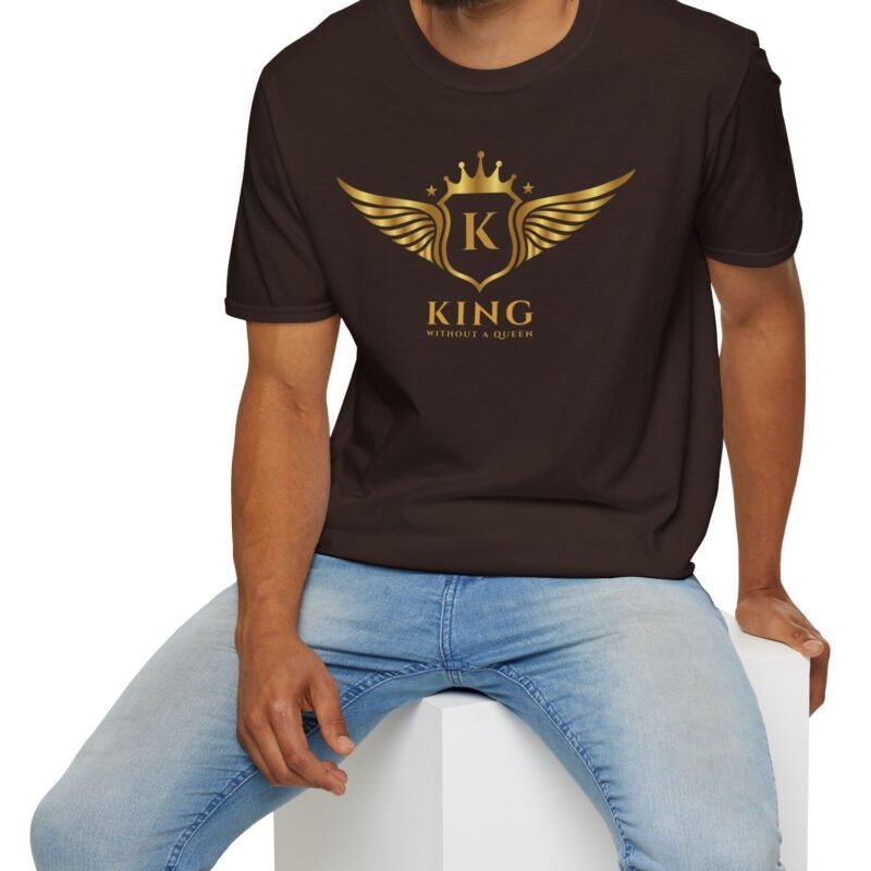 King Without A Queen (Find Your Queen) T-Shirt 👑 Tee by Tees For Singles