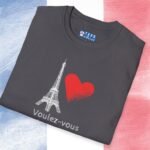 Voulez-Vous Coucher Avec Moi? Tee 🇫🇷❤️ Flirty Eifel Tower T-shirt by Tees For Singles
