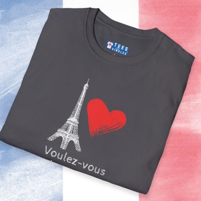 Voulez-Vous Coucher Avec Moi? Tee 🇫🇷❤️ Flirty Eifel Tower T-shirt by Tees For Singles