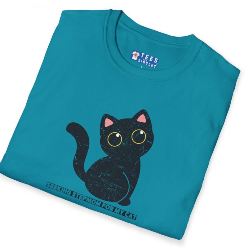 Seeking Stepmom For My Cat Flirty Tee 😼🖤 by Tees For Singles